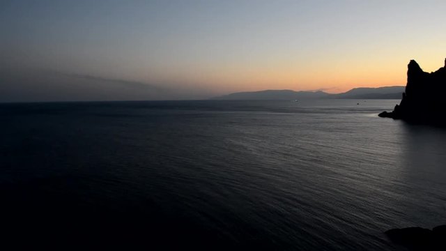 Sea, mountains
