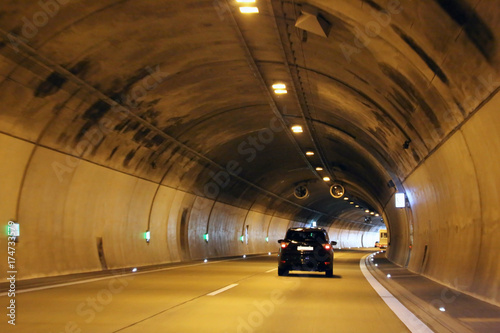"Autobahntunnel" Stockfotos und lizenzfreie Bilder auf Fotolia.com