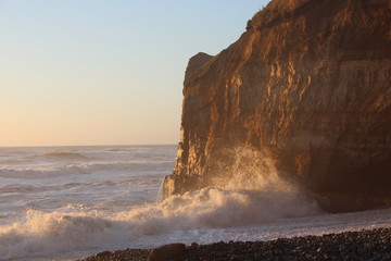 Puesta de sol sobr el mar de Chile