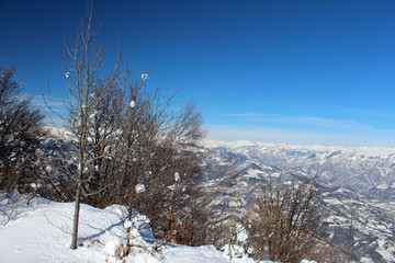 Fototapeta na wymiar Inverno sulle Alpi Italiane