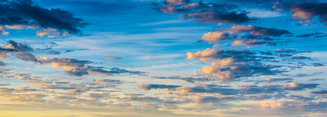 Fototapeta na wymiar Blue and orange sky at dawn