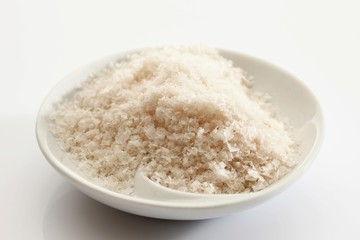 Fototapeta na wymiar Murray River salt in a small porcelain bowl