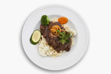 Boeuf bourguignon with pasta and vegetables