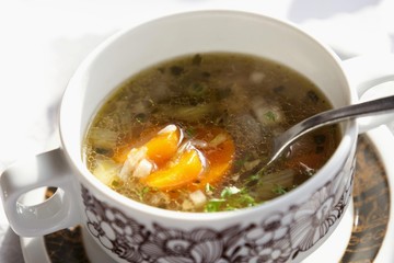 Vegetable broth in a cup