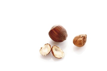 Hazelnuts, with and without shell