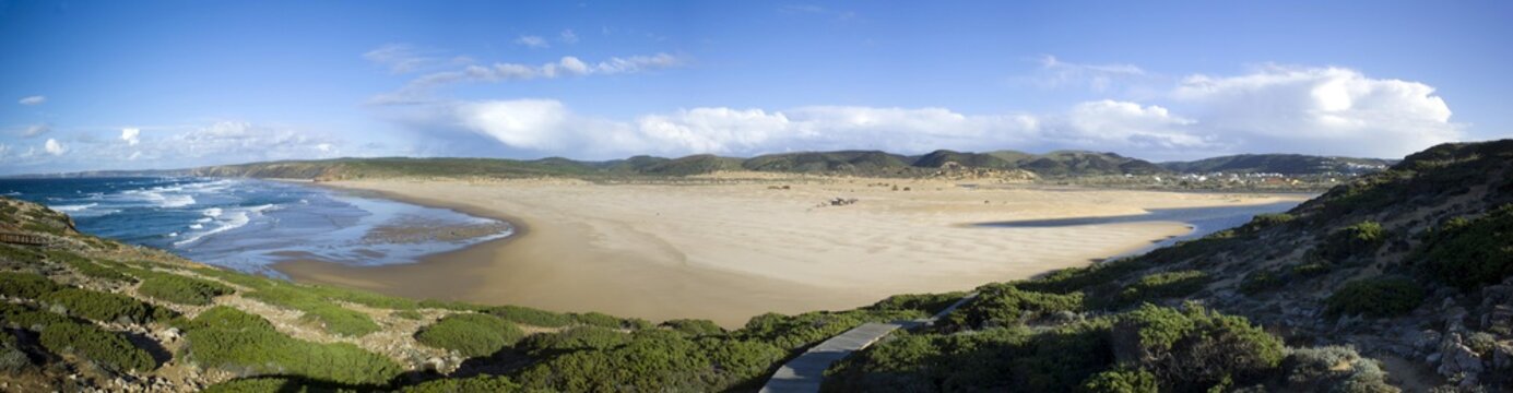 Wild coastal landscape, beach, Playa de Carrapateira beach, Parque Natural do Sudoeste Alentejano e Costa Vicentinantinantina nature reserve, Algarve region, Portugal, Europe