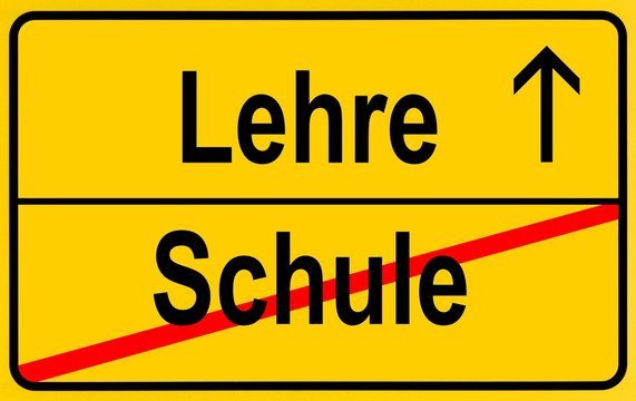 Sign, city limit, symbolic image for the transition from Schule or school to Lehre or apprenticeship