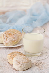 Milk and gingerbreads