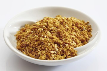 Cafe de Paris spice blend in a small porcelain bowl
