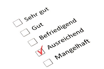 Feedback form with good evaluation, symbolic image for adequate qualification