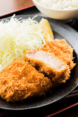 ロースとんかつ