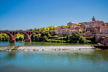 Vue sur le Tarn et Albi
