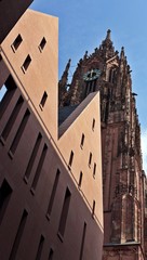 Turm des Frankfurter Doms