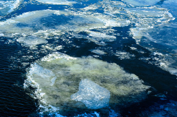 Drifting ice floes on a river Dnieper © ihorbondarenko