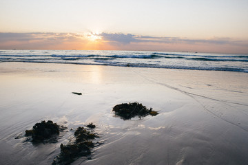 beach sunrise newcastle caves australia
