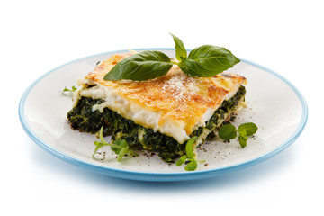 Vegetarian lasagna with spinach 