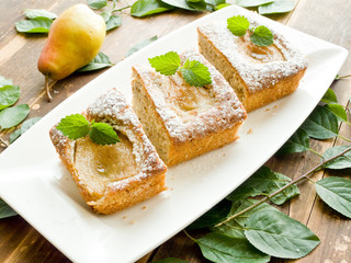 Sweet pear pie