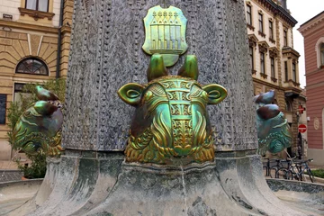 Photo sur Plexiglas Fontaine Zsolnay fountain close up Pecs Hungary
