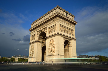 Fototapeta na wymiar Arc de Triomphe, Paris.