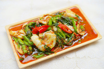 stir fried squid with roasted chili paste