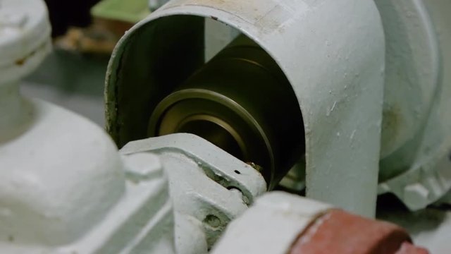 Coupling of pump and electric motor