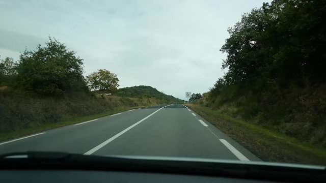 le tour du rond point en voiture
