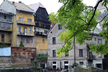 Fototapeta na wymiar Häuser an der Elbe in Tschechien