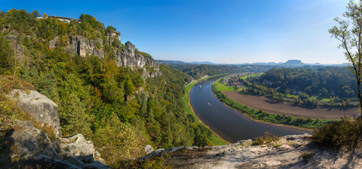 sächsische schweiz deutschland dresden bad schandau wandern panorama landschaft berge