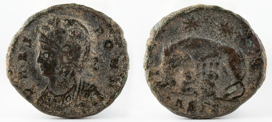 Ancient Roman copper coin. Urbs Roma.