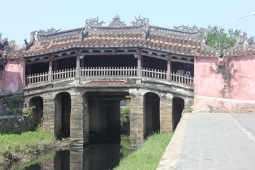 Obraz premium Bridge and Lake