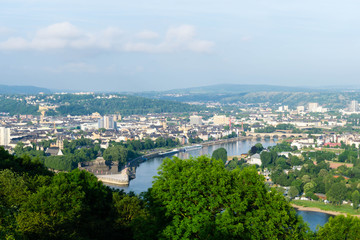 Fototapeta na wymiar Koblenz panorama mit deutschen Eck