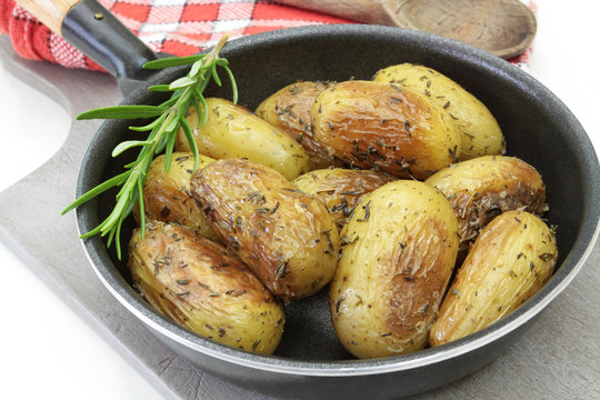pommes de terre grenaille au thym