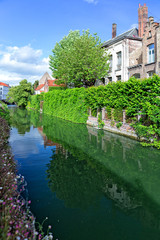 Fototapeta na wymiar The channel in Bruges, Belgium