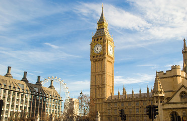 Fototapeta na wymiar Houses of parliament, London