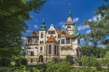 Fototapeta na wymiar Lesna Castle in Czech Republic