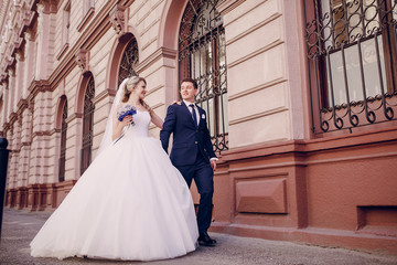 Obraz premium beautiful wedding couple