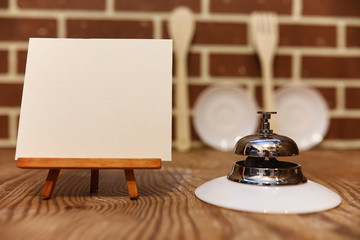 objects on a table kitchen