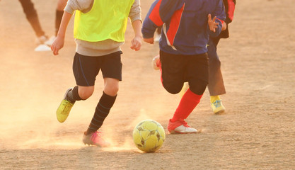 サッカー　フットボール © makieni