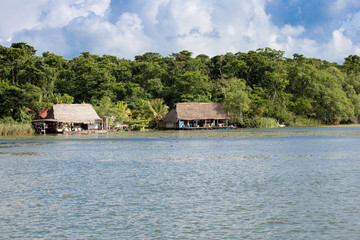 Naklejka premium House of guatemala - Rio Dulce