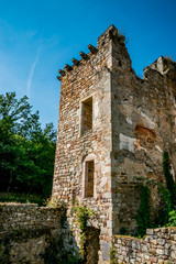 Fototapeta na wymiar Le château de Laguépie à Saint-Martin-Laguépie