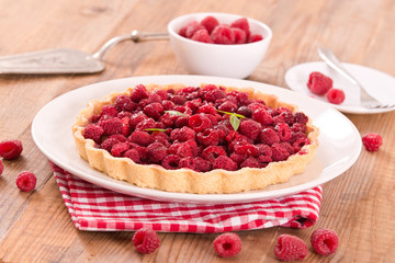 Raspberry tart. 