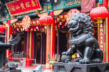 Obraz premium Kowloon, Hong Kong - JULY 7 th 2017: Wong Tai Sin Temple, famous temple in Hong Kong, Landmark