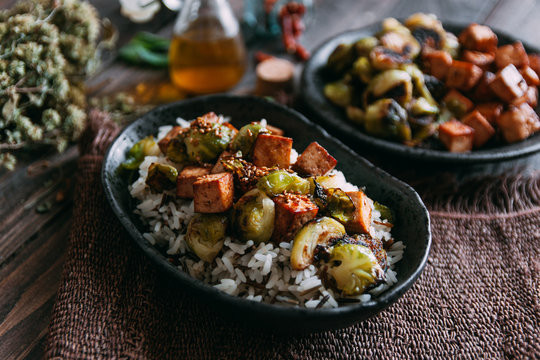 Wild rice with roasted Brussels Sprouts and crispy tofu with sesame