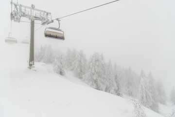 Fototapeta na wymiar Blizzard on ski resort