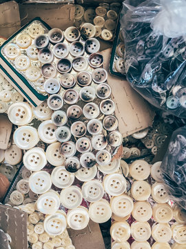 Pile of mother of pearl buttons