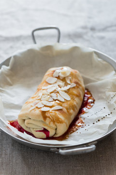 Strudel with reddish prickly pear