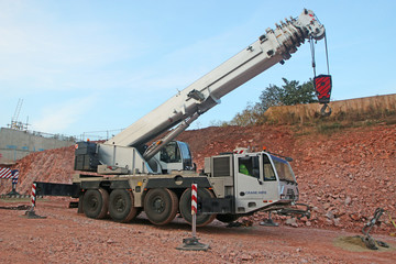 Mobile crane