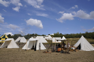 mittelalterlager an der beller kirche