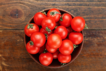 Fototapeta na wymiar cherry tomatoes top view