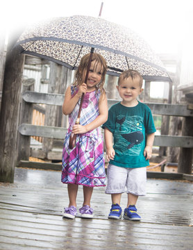 Children in Rain 